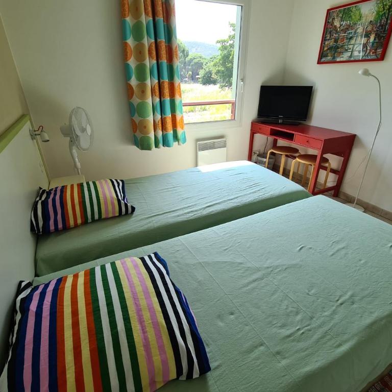 Appartement spacieux avec piscine - Appartement - 11