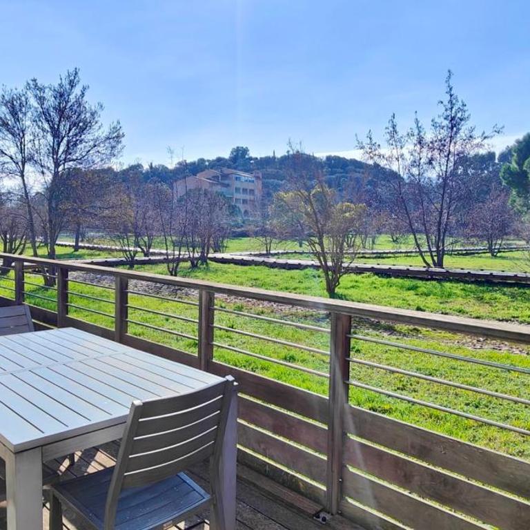 Appartement spacieux avec piscine - Appartement - 15