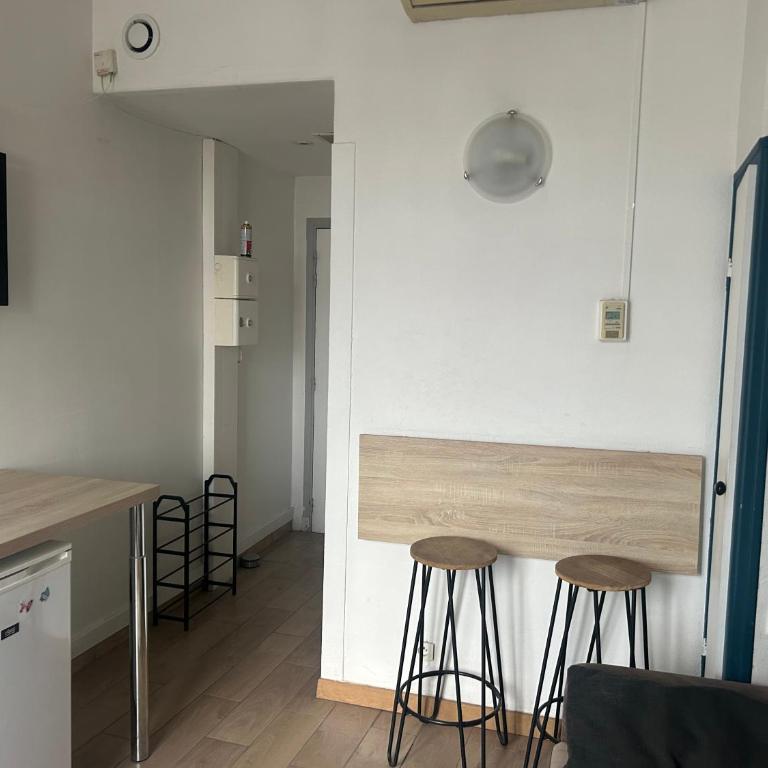 Studio Cosy & Fonctionnel centre Nice, Tout à Pied - One-Bedroom Apartment - 9