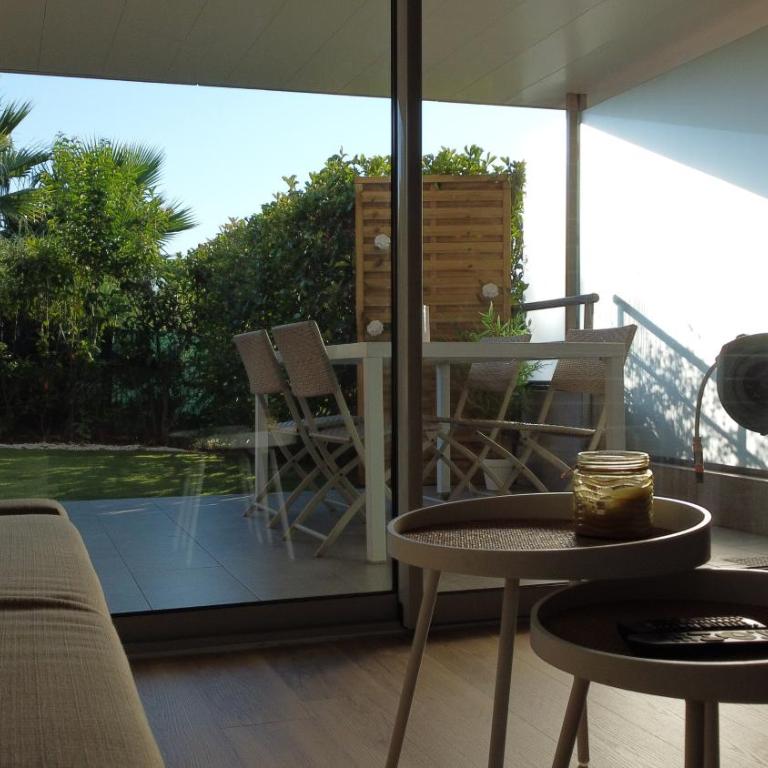 Appartement avec jardin et piscine - One-Bedroom Apartment - 5