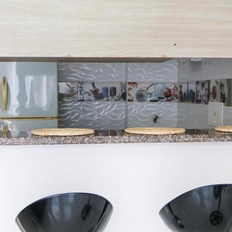 Apartamento Acogedor Cerca de la Playa y Zonas Turísticas - Three-Bedroom Apartment - 5