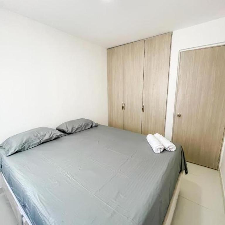 Apartamento Acogedor Cerca de la Playa y Zonas Turísticas - Three-Bedroom Apartment - 12