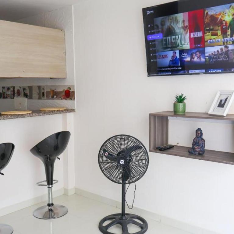 Apartamento Acogedor Cerca de la Playa y Zonas Turísticas - Three-Bedroom Apartment - 21