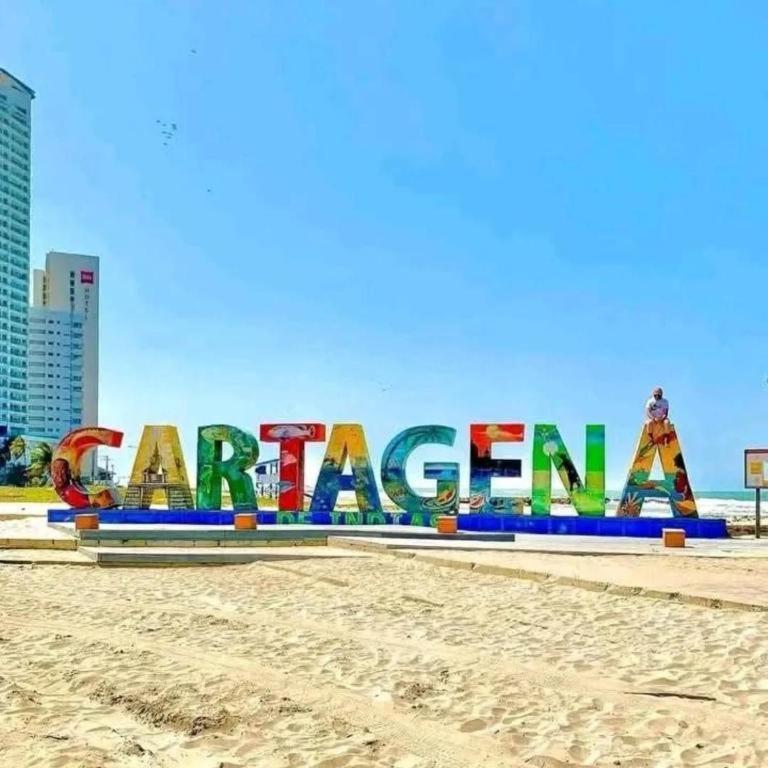 Apartamento Acogedor Cerca de la Playa y Zonas Turísticas - Three-Bedroom Apartment - 22
