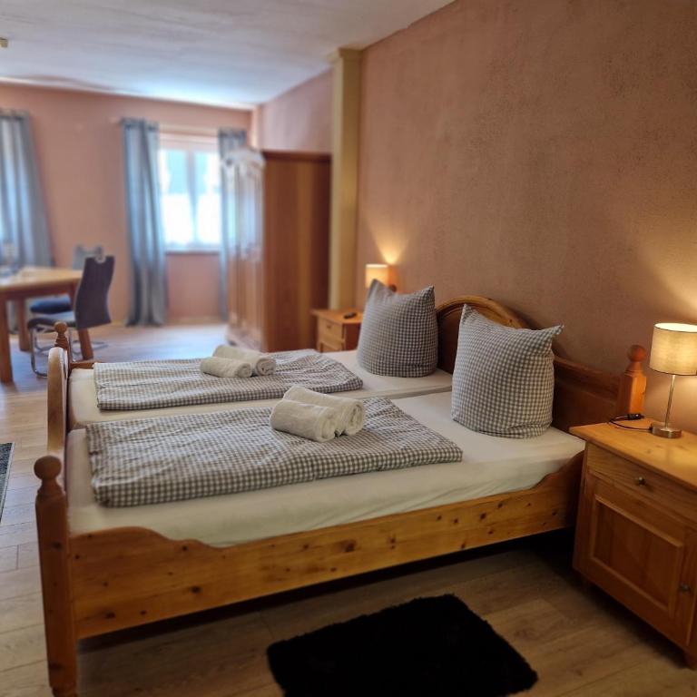 Gästehaus La Puccia - Doppelzimmer mit eigenem Bad - 1