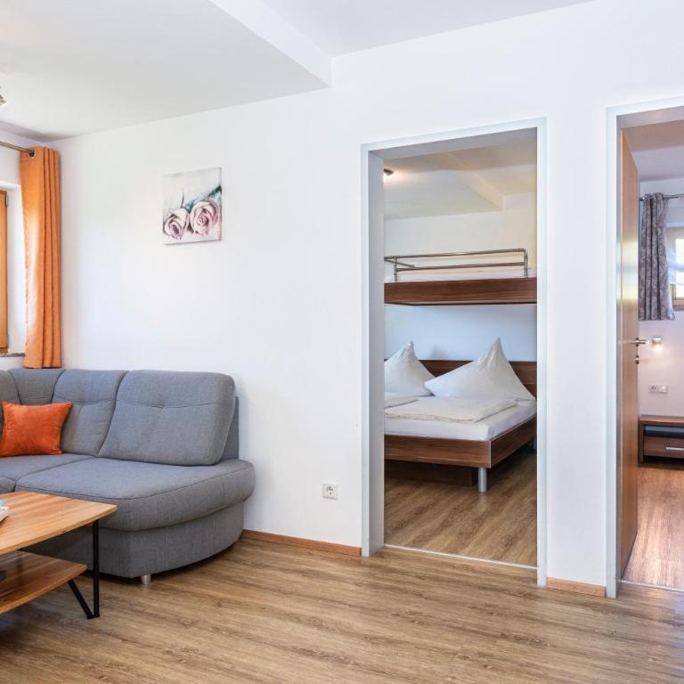 Bergbauernhof Familienparadies Oberhasenberghof - Appartement avec Terrasse - 20