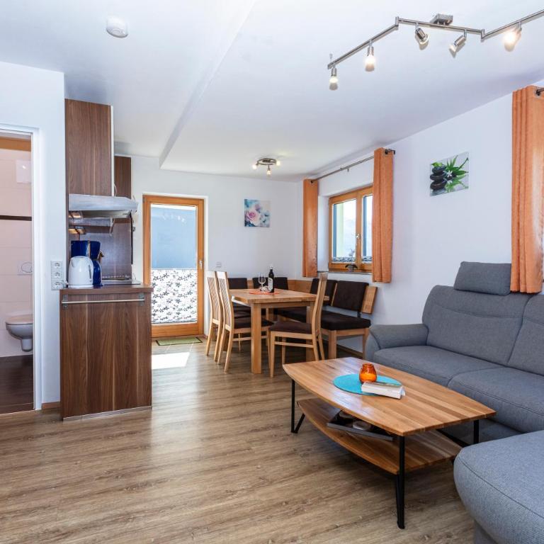 Bergbauernhof Familienparadies Oberhasenberghof - Appartement avec Terrasse - 18