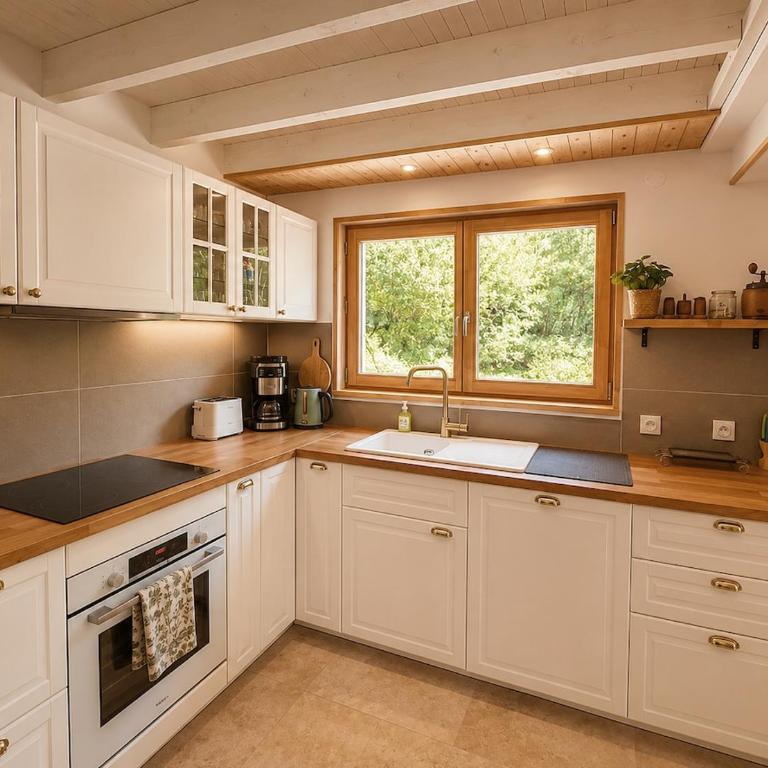 Chez Mamette & Papette - Chartreuse Chalet - Three-Bedroom Chalet - 6
