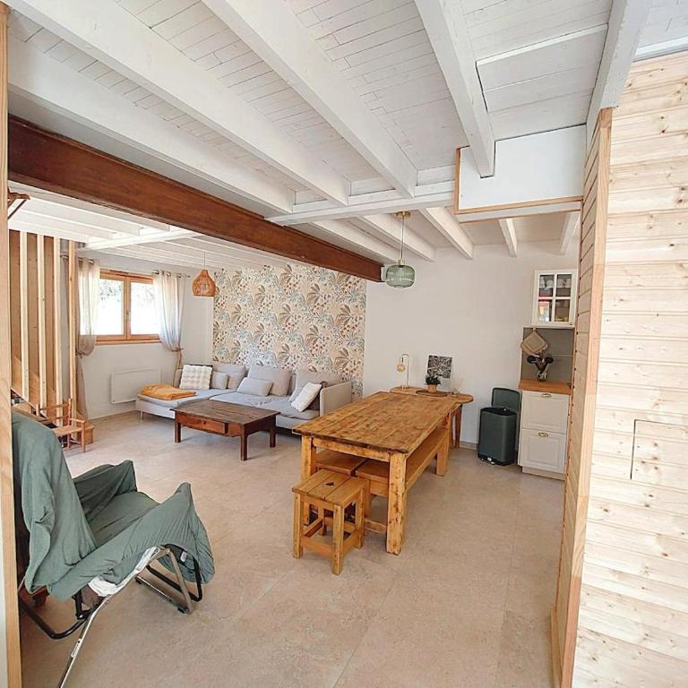 Chez Mamette & Papette - Chartreuse Chalet - Three-Bedroom Chalet - 9