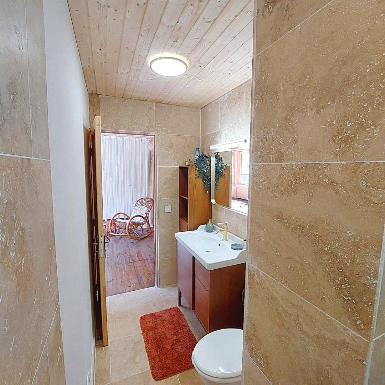 Chez Mamette & Papette - Chartreuse Chalet - Three-Bedroom Chalet - 36