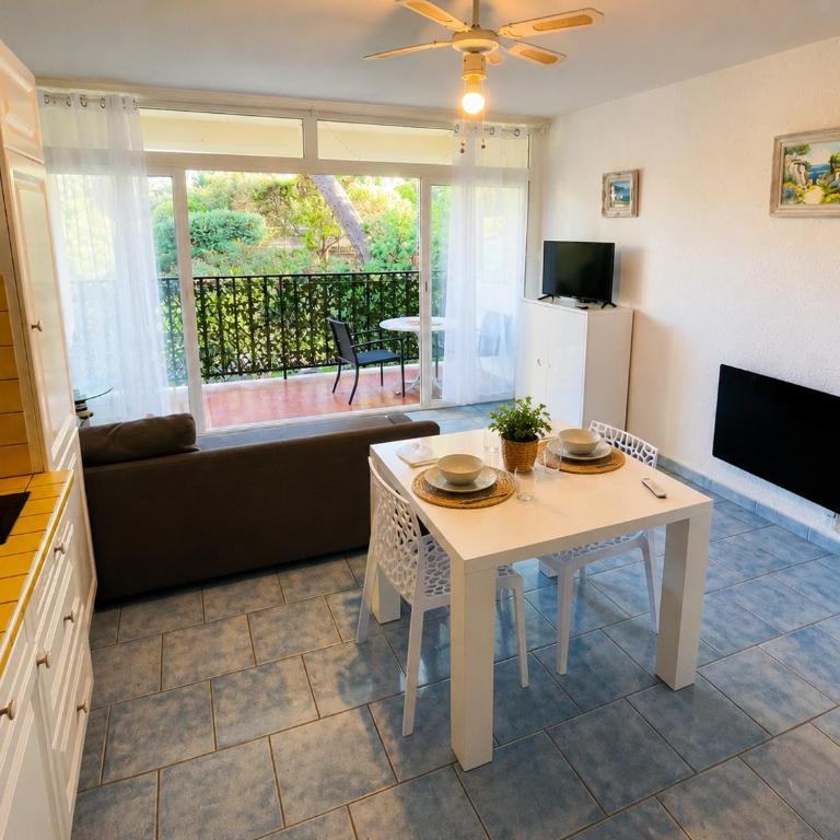 T2 Les Sablettes Piscine, Parking & Wi-Fi à 250 m de la plage - Appartement 1 Chambre - 9