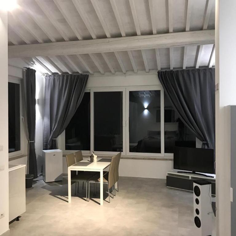 Residenza All'Antica Limonaia - Two-Bedroom Chalet - 4
