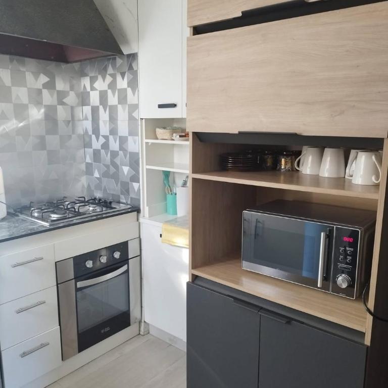 Gran casa con tinaja a pasos de la playa - Three-Bedroom House - 15
