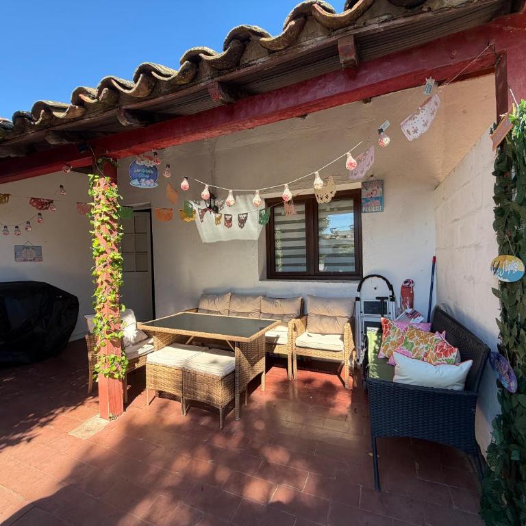 Gran casa con tinaja a pasos de la playa - Three-Bedroom House - 46