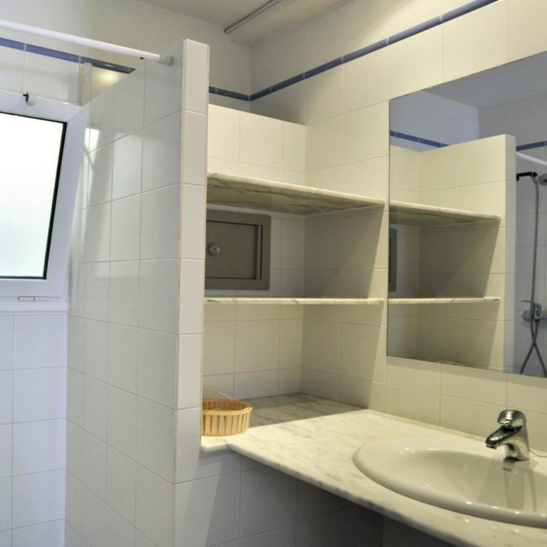 Apartaments El Berganti en Canyelles Petites - Apartamento - 3