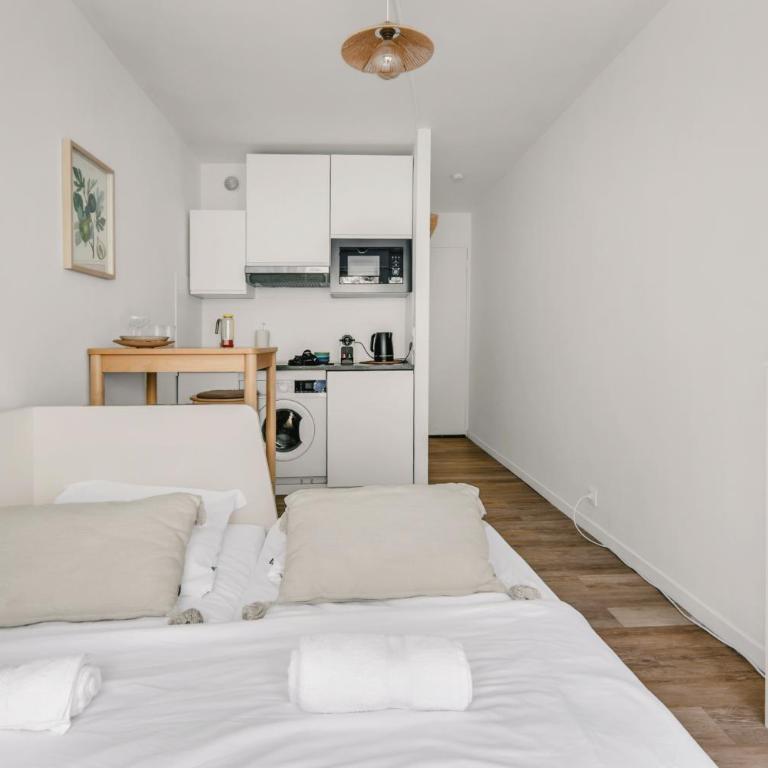 Cosy & Quiet studio with AC and Balcony with a view of nature - Apartment mit 1 Schlafzimmer - 7