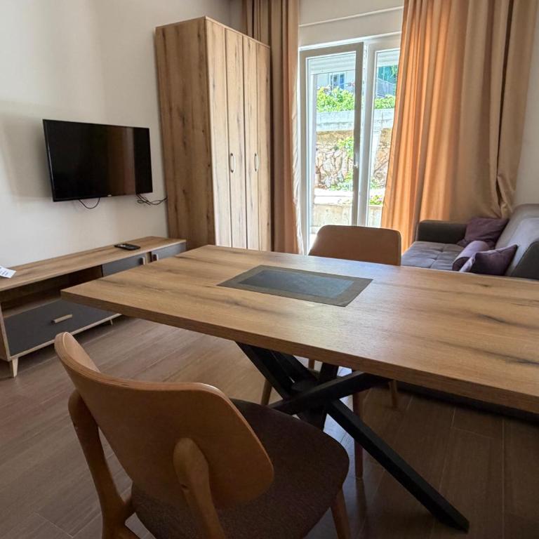Apartments Memories EV ch 11kW available - Apartman sa 1 Spavaćom Sobom, Balkonom i Pogledom na Planinu - 3
