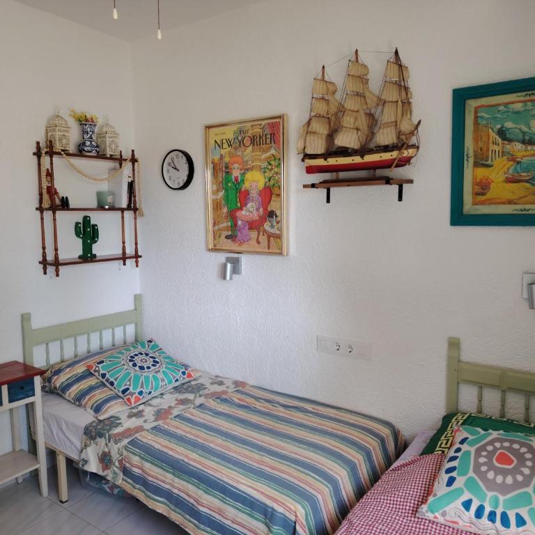 Stylish house with swimming pool,near beach & town, wifi - Two-Bedroom House - 18