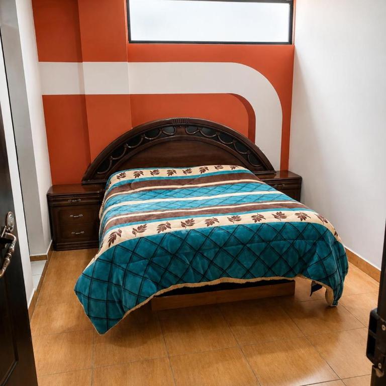 Hotel Beirut Oruro - Double Room with Private Bathroom - 3