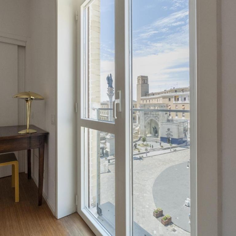 ELECTASTAY Apartments - SantOronzo The View - Appartamento con 2 Camere da Letto e Vista Città - 3