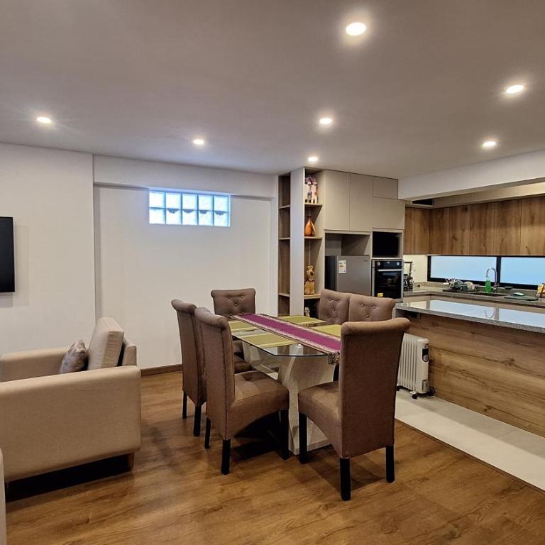 Comfortable and cozy apartment - Three-Bedroom Apartment - 11