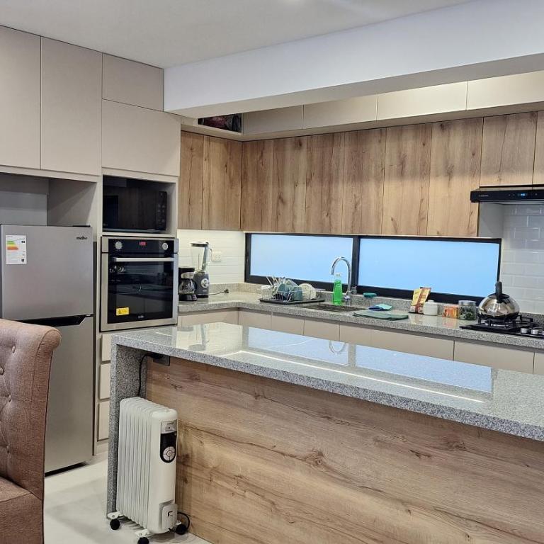 Comfortable and cozy apartment - Three-Bedroom Apartment - 13