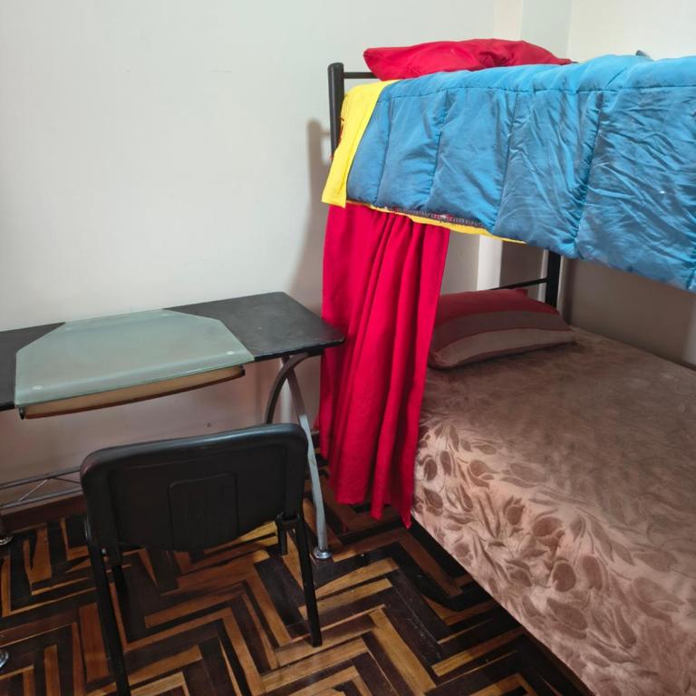 Casita de Lulu - Bunk Bed in Male Dormitory Room - 1