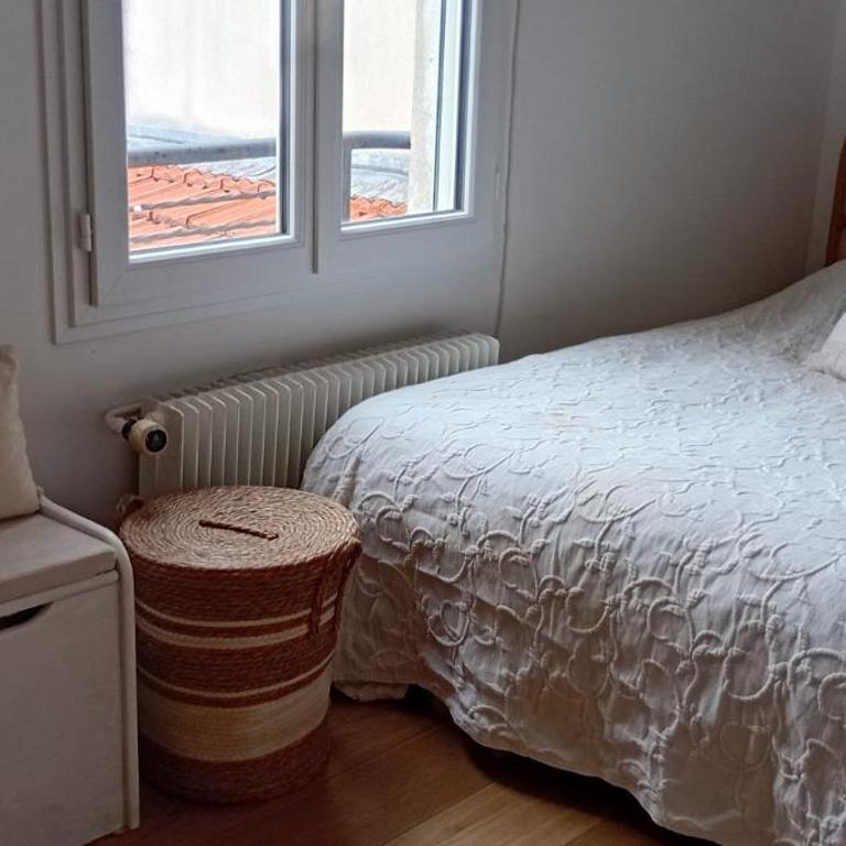 Loft 40 m2 - Métro 1 min-centre 15 min - Appartement 1 Chambre - 5