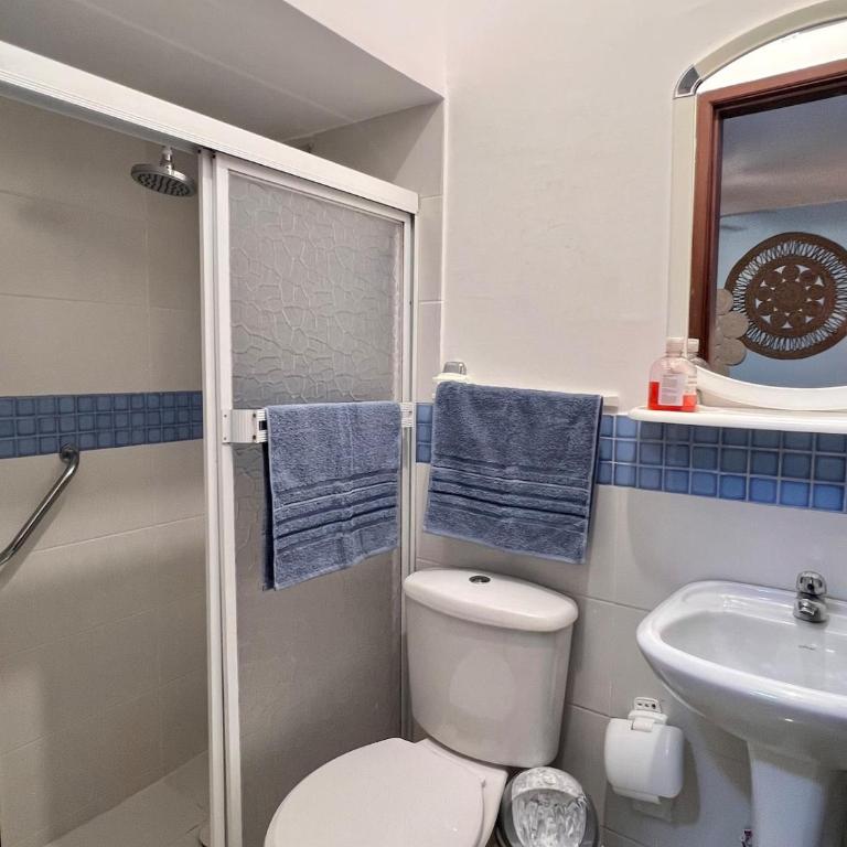 Casa de playa con piscina y acceso al océano - Apartamento - 22