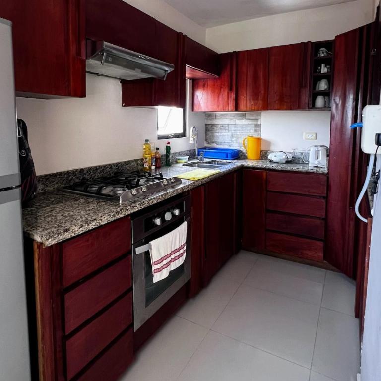 Amplio y confortable departamento 3 recámaras 4 camas wifi - Apartment - 7