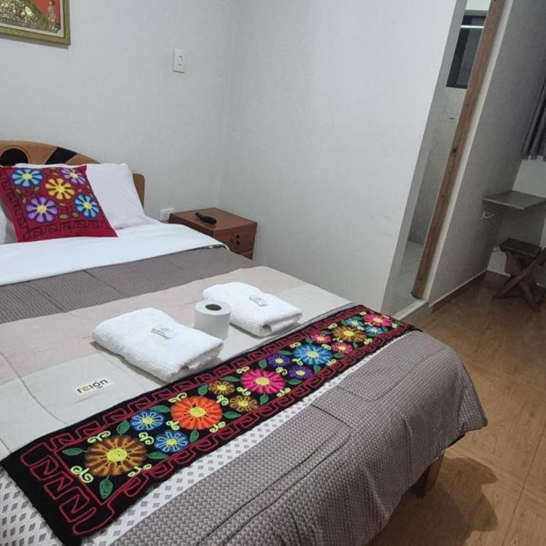 La Casa de Hannah - Double Room with Private Bathroom - 4