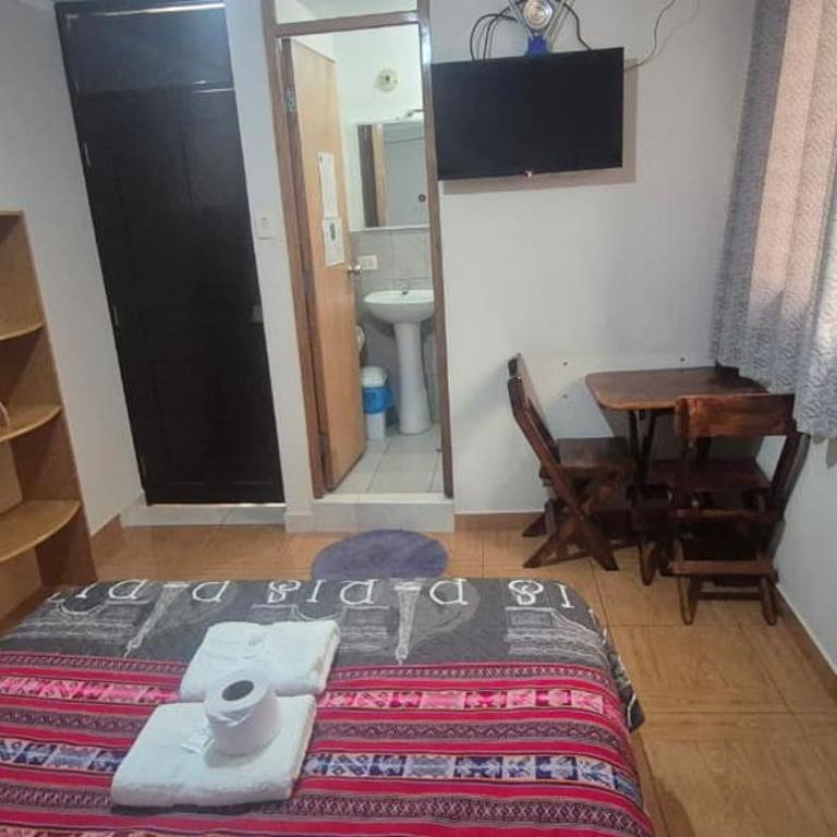 La Casa de Hannah - Double Room with Private Bathroom - 8