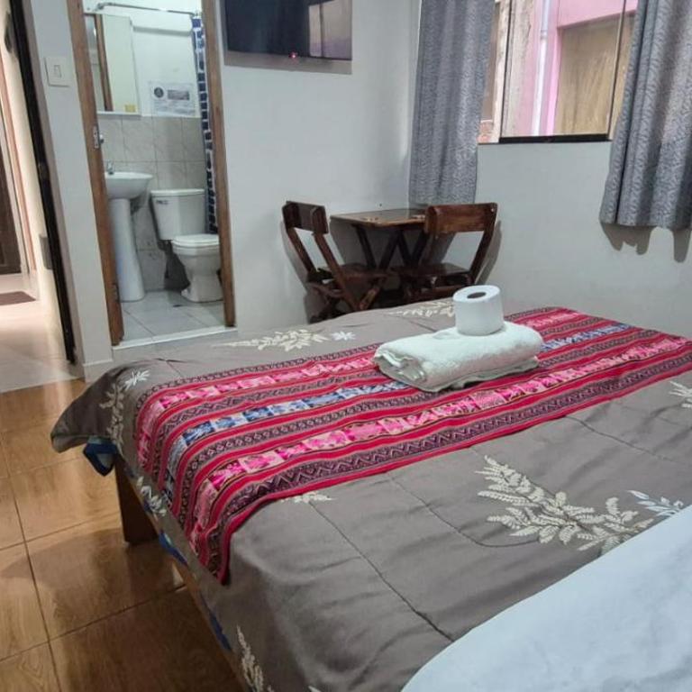 La Casa de Hannah - Double Room with Private Bathroom - 13