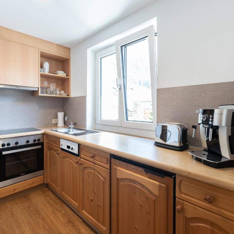 Holiday Apartment in St Anton - Apartment mit 2 Schlafzimmern - 4