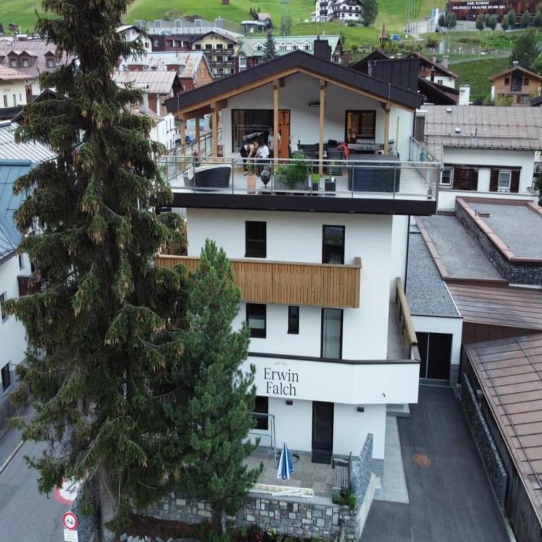 Apartment with Whirlpool Bathtub in St Anton - Apartment mit 2 Schlafzimmern - 9