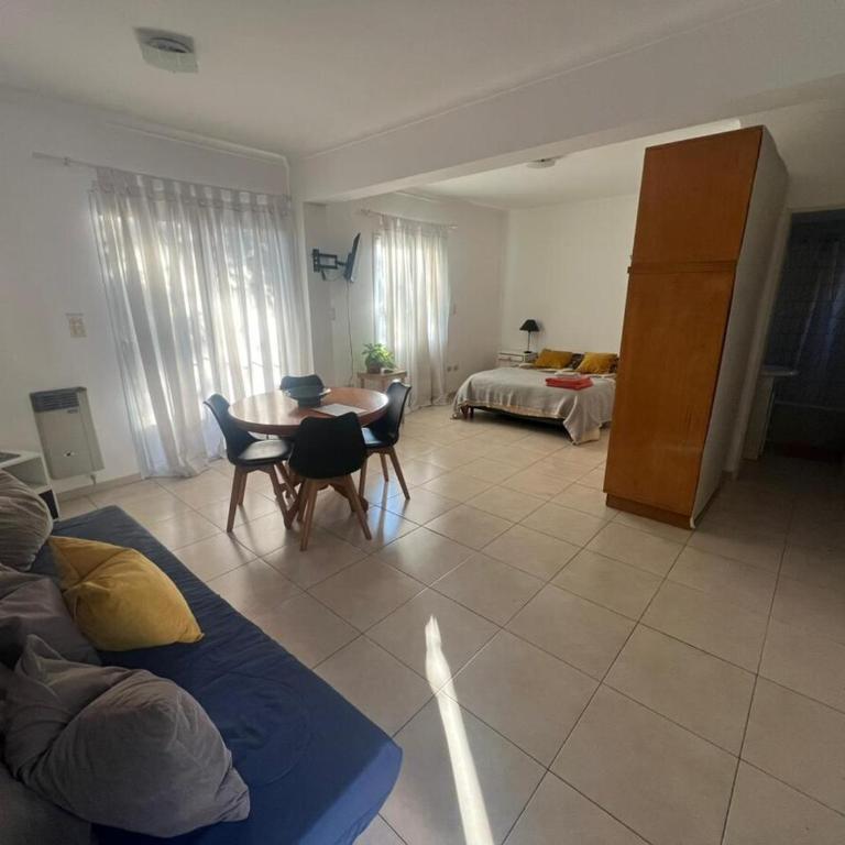 A bright, centrally located apartment - Two-Bedroom Apartment - 3