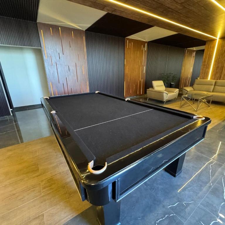 Experience Luxury in the Heart of Santa Cruz - One-Bedroom Apartment - 13