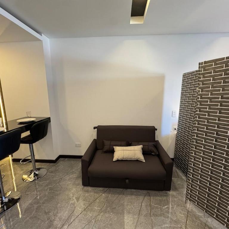 Experience Luxury in the Heart of Santa Cruz - One-Bedroom Apartment - 19