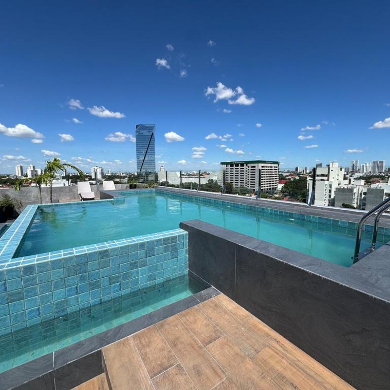 Experience Luxury in the Heart of Santa Cruz - One-Bedroom Apartment - 32