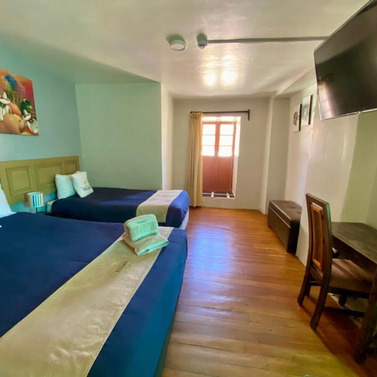 Santa Ana Garden House - Twin Room with Private Bathroom - 5