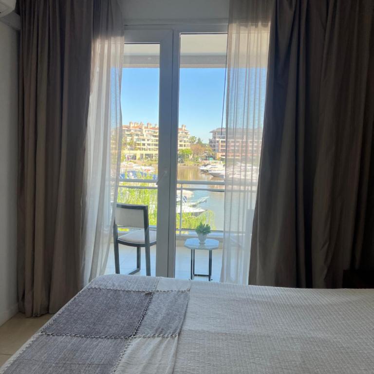CONDOMINIOS DE BAHIA GRANDE NORDELTA Tigre - Apartamento de 1 dormitorio con vistas al lago - 11