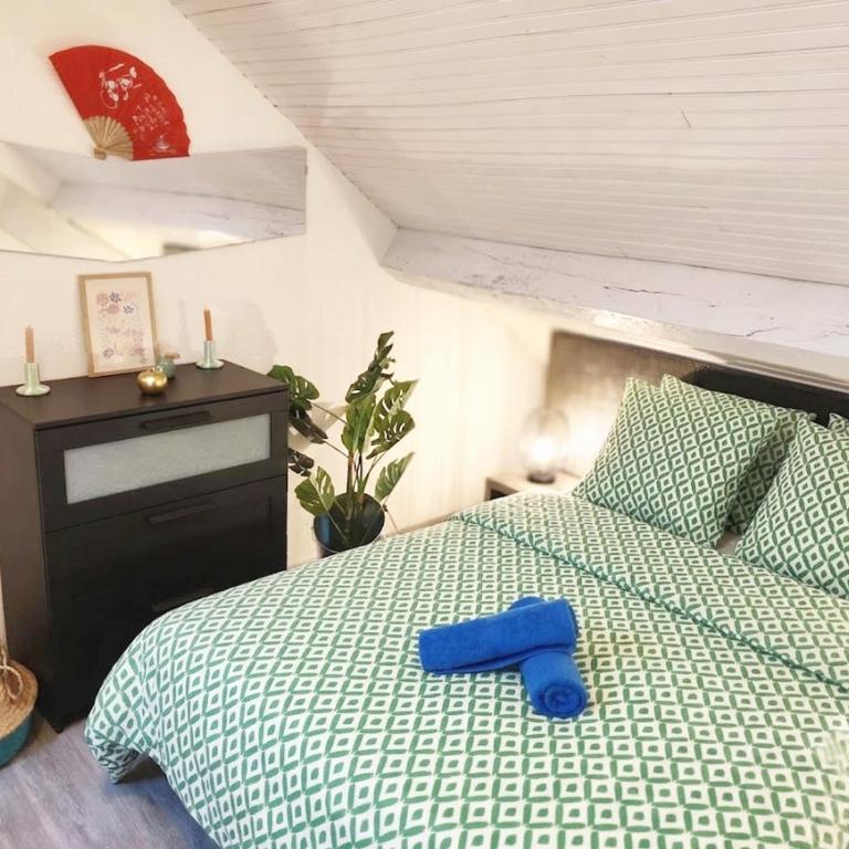 Cosy Lotus Quartz T2 - Centre - Place du Forail - Balcon et Parking gratuit dans la rue - Appartement 1 Chambre Supérieur avec Balcon - 5
