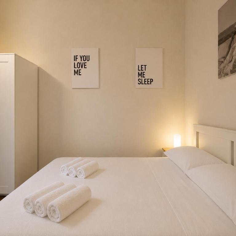 Spazio apartments Duomo - Two-Bedroom Apartment - 10