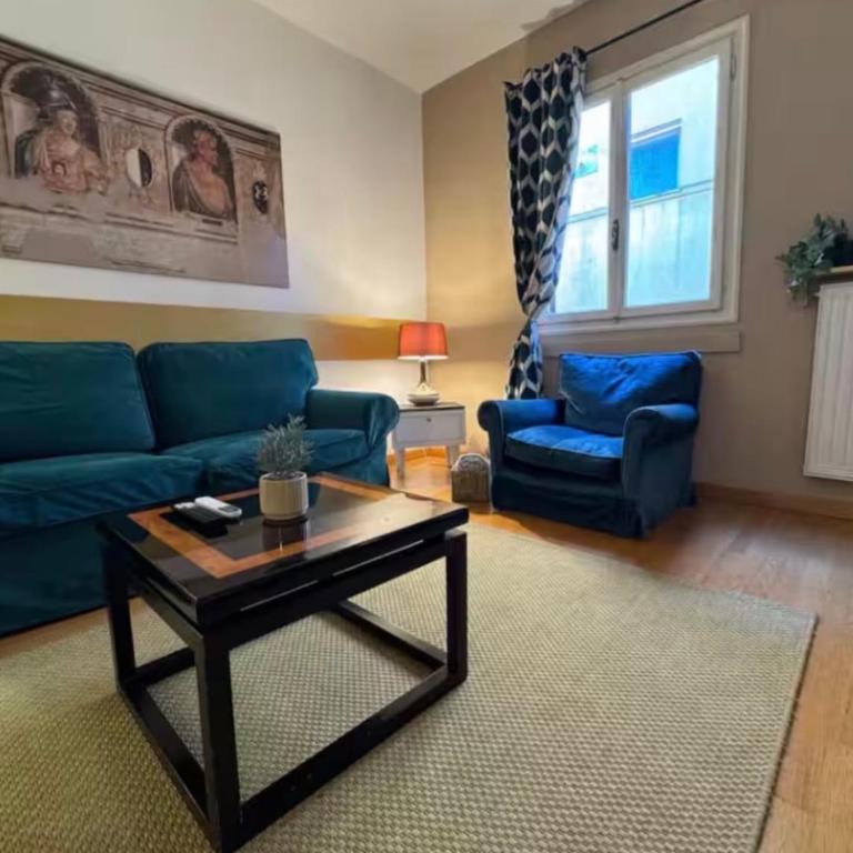 Three Separate Homes In Historic Areas of Rome, Two Next to The Colosseum, One Next to The Vatican, Both Near Metro Stations - Appartamento con 1 Camera da Letto - 9