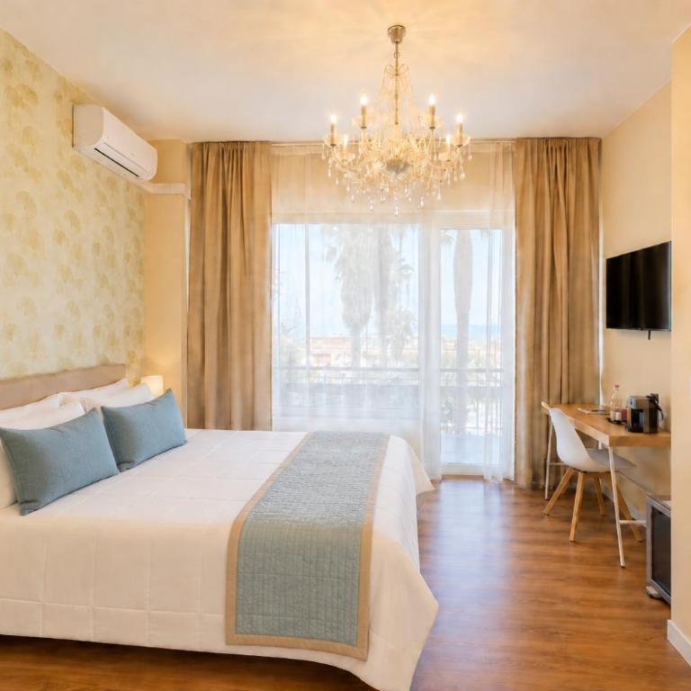 Regina Elena Rooms - Deluxe Doppelzimmer mit Balkon - 4