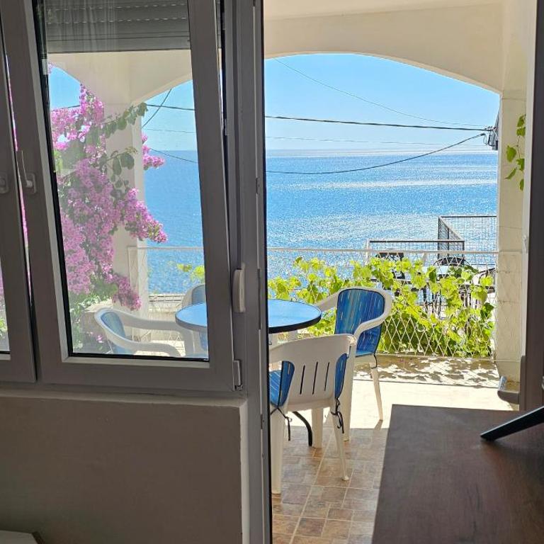 Apartmani MAS - Apartman sa 1 Spavaćom Sobom, Pogledom na More i Balkonom - 8