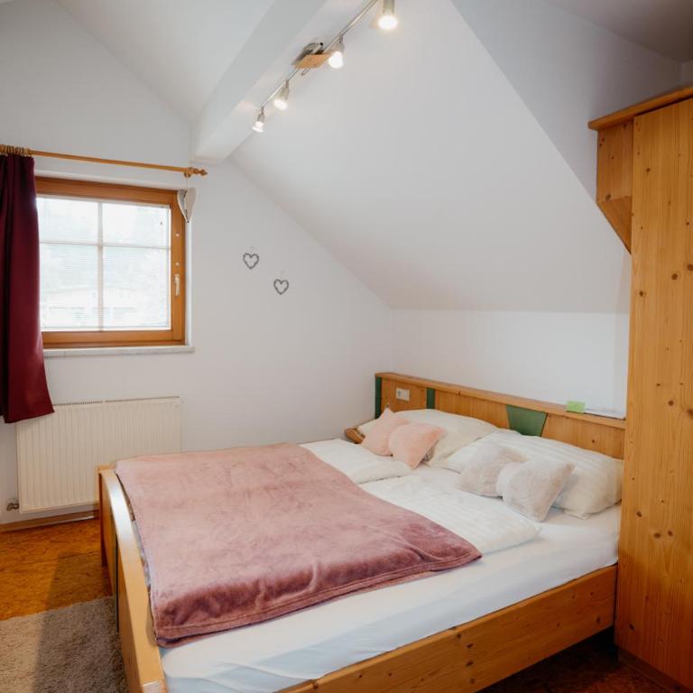 Gästehaus Berger - Apartment mit 2 Schlafzimmern und Balkon - 3