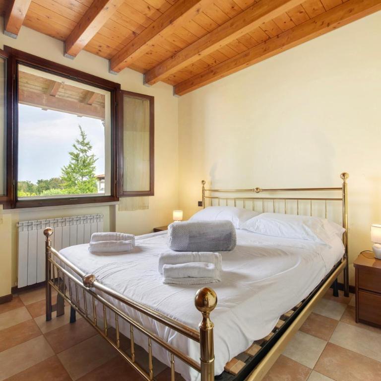 House of the Sun - Appartamento Deluxe con 2 Camere da Letto e Vista Giardino - 9