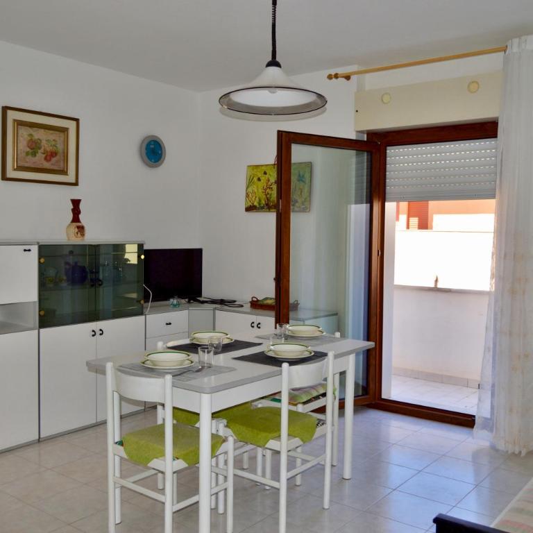 Sabbia e Mare, a Stone's Throw from Lido Beach - Appartamento con 2 Camere da Letto - 1