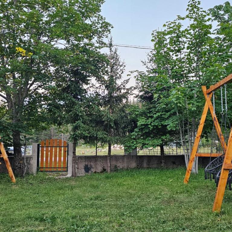 Mjeseceva staza Zabljak - Koliba sa 2 Spavaće Sobe - 3